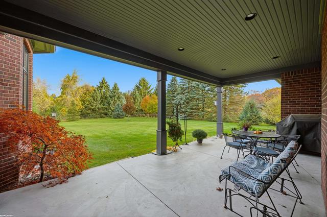 Builiding view sixty three for 4376 Lancaster, Clarkston, MI. 48348