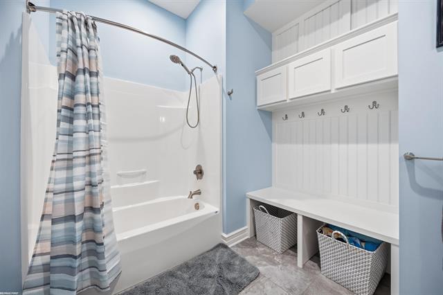 Builiding view thirty six for 4376 Lancaster, Clarkston, MI. 48348