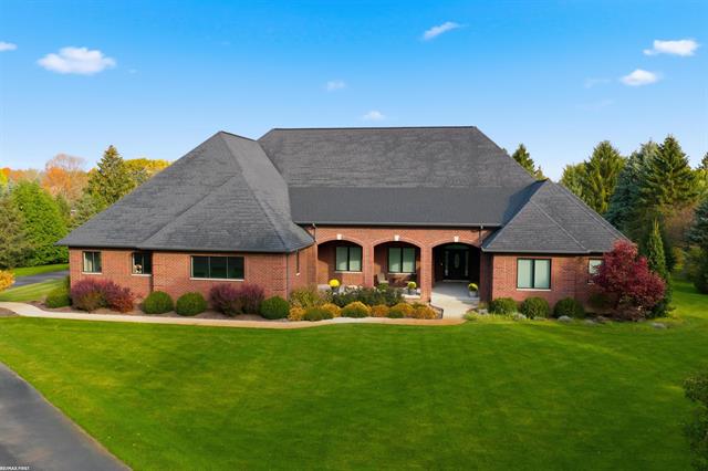 Builiding view two for 4376 Lancaster, Clarkston, MI. 48348