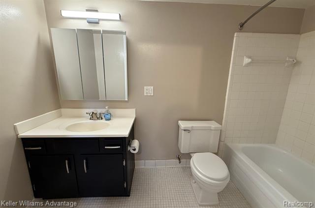 Builiding view nineteen for 30709 Shiawassee # 65, Farmington, MI. 48336