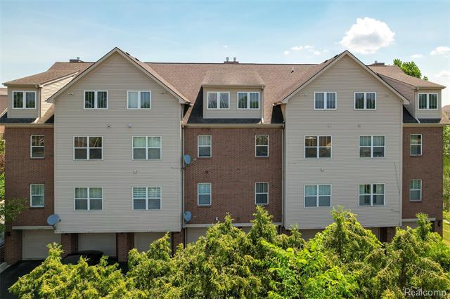 Builiding view forty six for 41633 Tera, Novi, MI. 48375