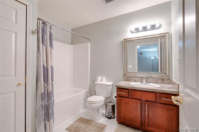 Builiding view thirty four for 41633 Tera, Novi, MI. 48375