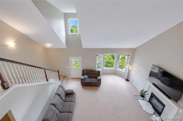 Builiding view thirty three for 41633 Tera, Novi, MI. 48375