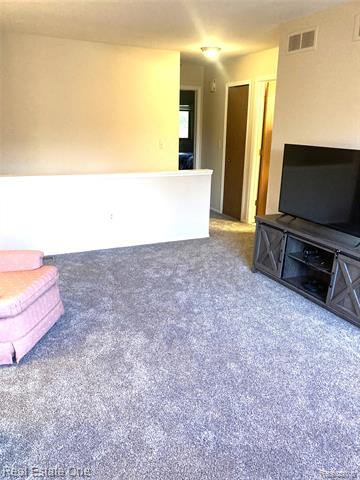 Builiding view five for 3700 Old Creek, Troy, MI. 48084