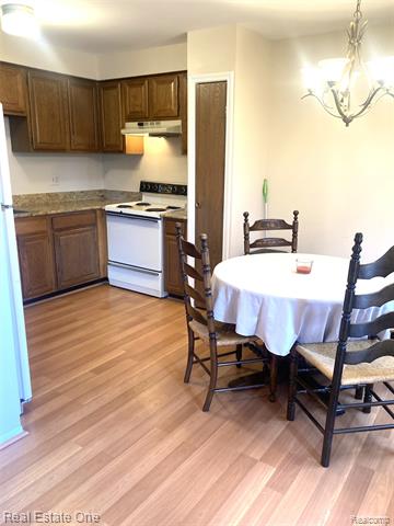 Builiding view nine for 3700 Old Creek, Troy, MI. 48084