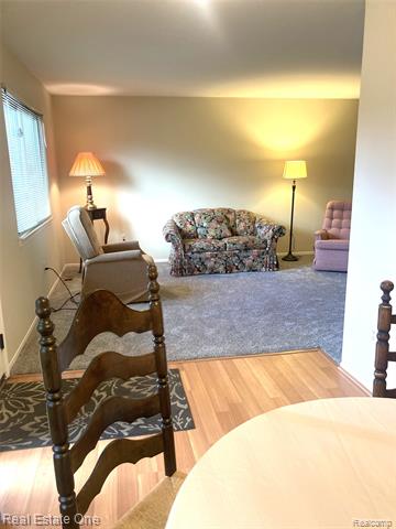 Builiding view six for 3700 Old Creek, Troy, MI. 48084