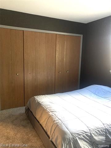 Builiding view thirteen for 3700 Old Creek, Troy, MI. 48084