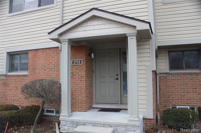 Builiding view one for 3733 Old Creek, Troy, MI. 48084