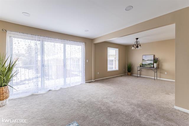 Builiding view eleven for 6322 Pepper Hill, West Bloomfield, MI. 48322