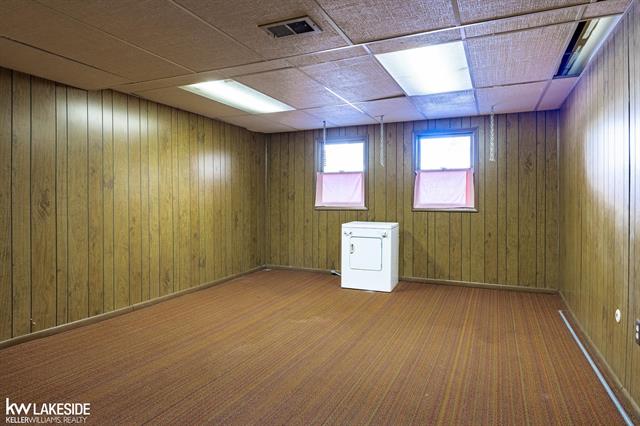 Builiding view forty one for 6322 Pepper Hill, West Bloomfield, MI. 48322