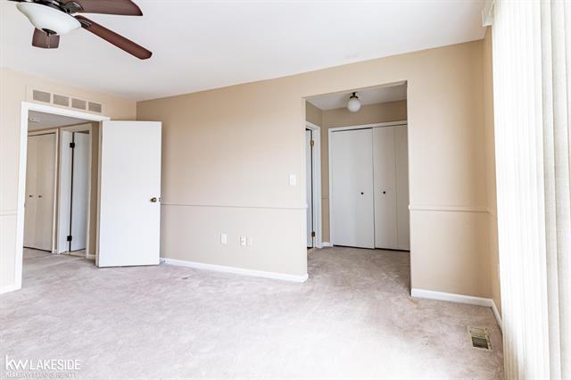 Builiding view thirty four for 6322 Pepper Hill, West Bloomfield, MI. 48322