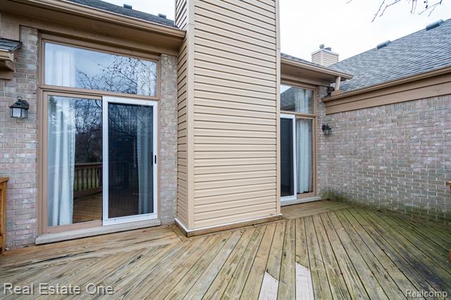 Builiding view thirty one for 1231 Autumn, Troy, MI. 48098