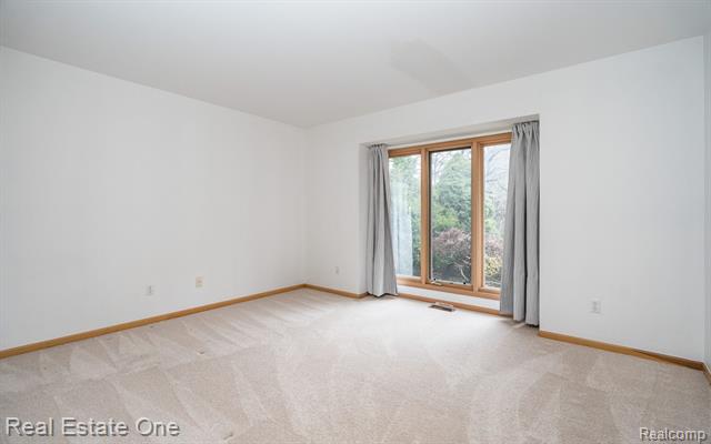 Builiding view twenty one for 1231 Autumn, Troy, MI. 48098