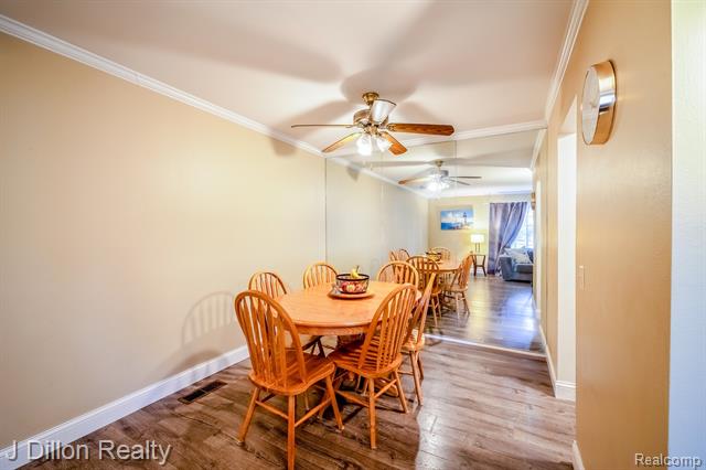 Builiding view six for 653 E Fox Hills, Bloomfield Hills, MI. 48304