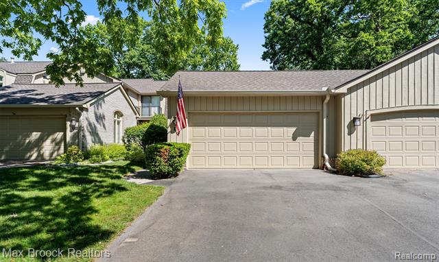 Builiding view five for 1135 Ivyglen, Bloomfield Hills, MI. 48304