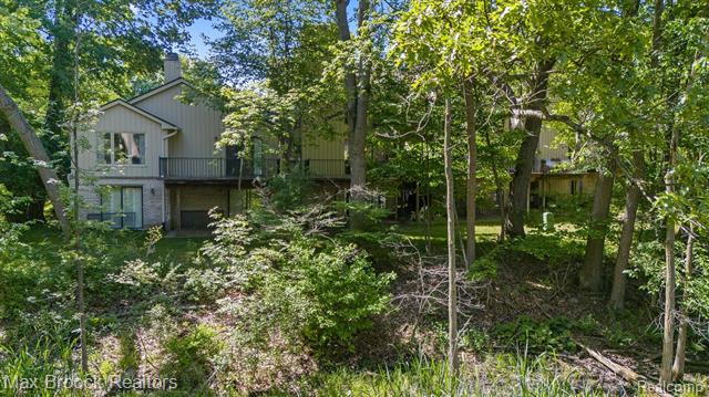 Builiding view forty eight for 1135 Ivyglen, Bloomfield Hills, MI. 48304