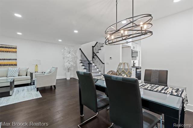 Builiding view twenty three for 1135 Ivyglen, Bloomfield Hills, MI. 48304