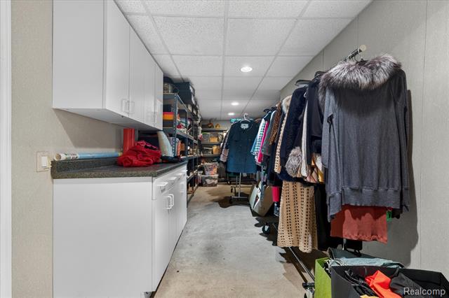 Builiding view forty five for 1262 Woodcrest, Bloomfield Hills, MI. 48304