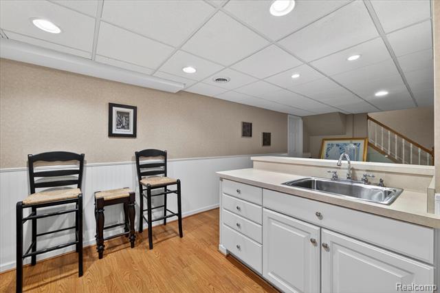 Builiding view forty four for 1262 Woodcrest, Bloomfield Hills, MI. 48304