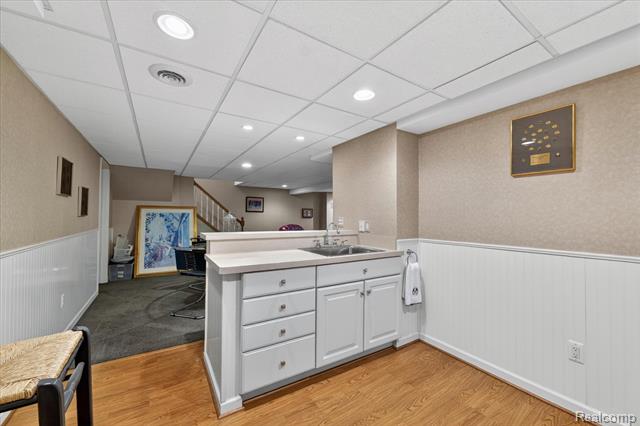 Builiding view forty three for 1262 Woodcrest, Bloomfield Hills, MI. 48304