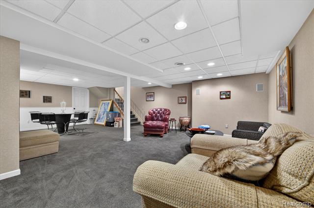 Builiding view forty for 1262 Woodcrest, Bloomfield Hills, MI. 48304