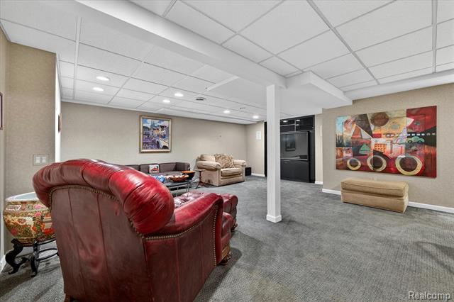 Builiding view thirty eight for 1262 Woodcrest, Bloomfield Hills, MI. 48304