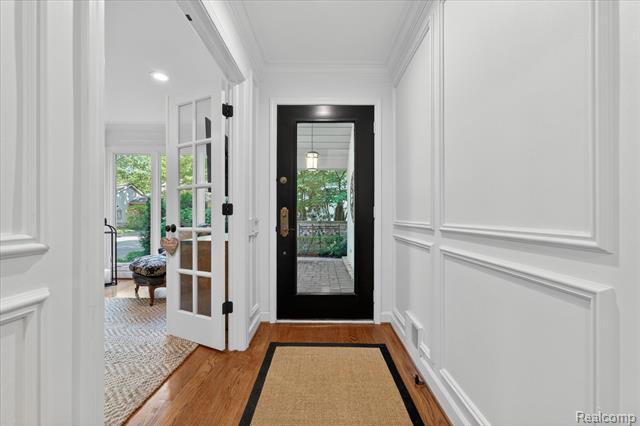 Builiding view three for 1262 Woodcrest, Bloomfield Hills, MI. 48304