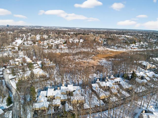 Builiding view fifty six for 1193 Timberview, Bloomfield Hills, MI. 48304