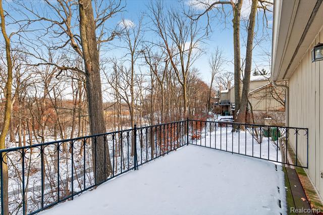 Builiding view forty four for 1193 Timberview, Bloomfield Hills, MI. 48304