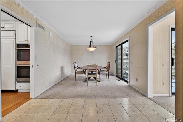 Builiding view four for 1193 Timberview, Bloomfield Hills, MI. 48304