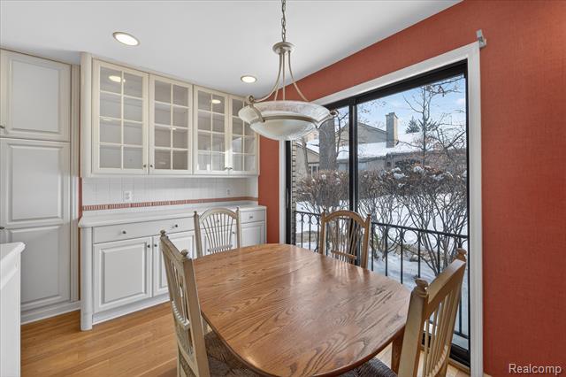 Builiding view sixteen for 1193 Timberview, Bloomfield Hills, MI. 48304