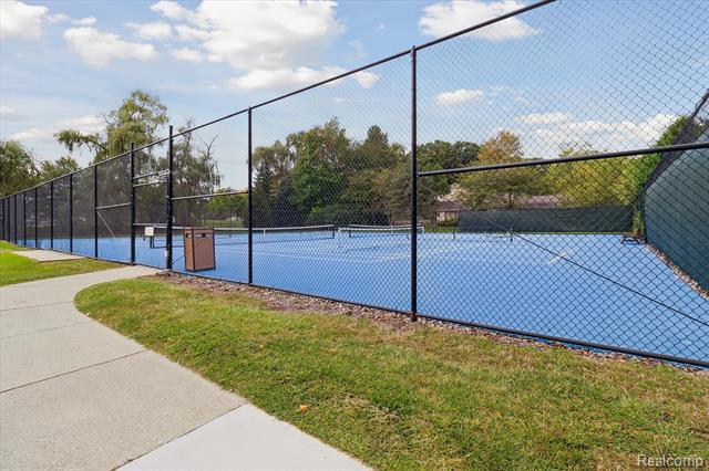 Builiding view sixty seven for 1193 Timberview, Bloomfield Hills, MI. 48304