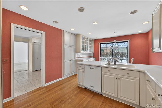 Builiding view twelve for 1193 Timberview, Bloomfield Hills, MI. 48304