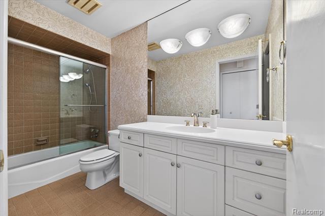 Builiding view twenty five for 1193 Timberview, Bloomfield Hills, MI. 48304