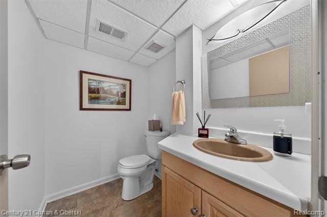 Builiding view forty seven for 1148 Hillpointe, Bloomfield Hills, MI. 48304