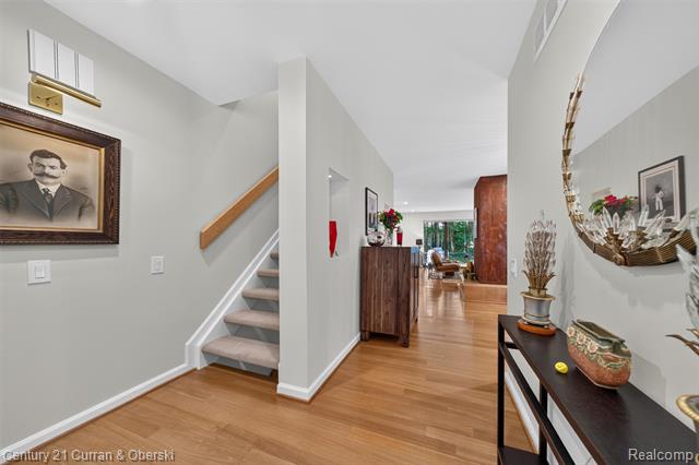 Builiding view sixteen for 1148 Hillpointe, Bloomfield Hills, MI. 48304