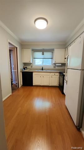 Builiding view six for 1250 Trailwood Path Apt A, Bloomfield Hills, MI. 48301