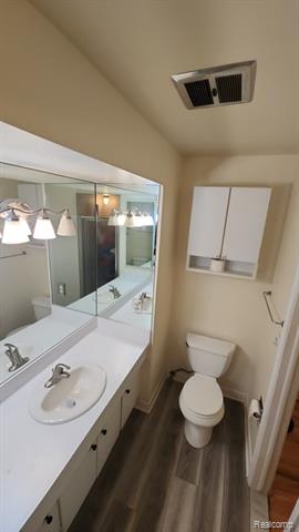 Builiding view sixteen for 1250 Trailwood Path Apt A, Bloomfield Hills, MI. 48301