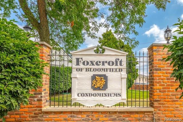 Builiding view thirty five for 1760 Trailwood Path, Bloomfield Hills, MI. 48301