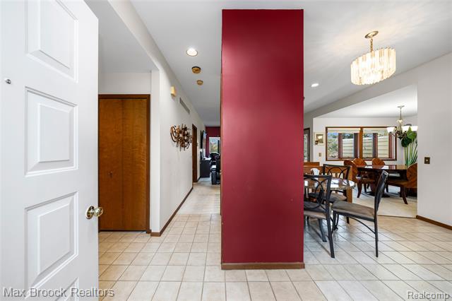 Builiding view eight for 35282 Meadow, Farmington, MI. 48335