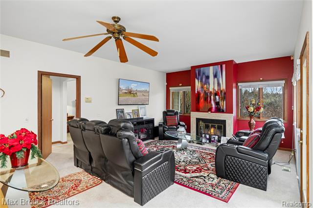 Builiding view fourteen for 35282 Meadow, Farmington, MI. 48335