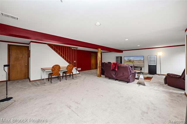 Builiding view thirty eight for 35282 Meadow, Farmington, MI. 48335