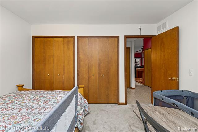 Builiding view thirty for 35282 Meadow, Farmington, MI. 48335