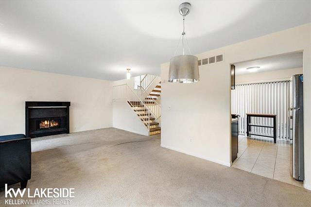 Builiding view twenty one for 25033 Woodvale N, Southfield, MI. 48034