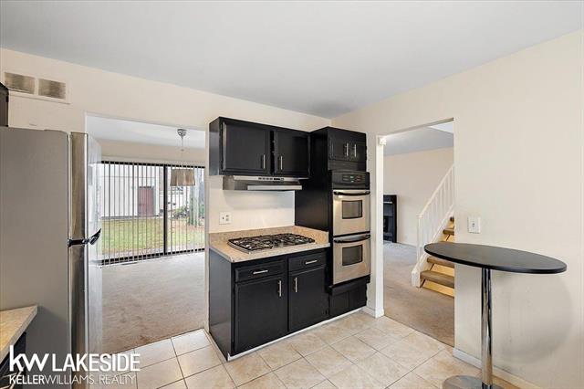 Builiding view twenty six for 25033 Woodvale N, Southfield, MI. 48034