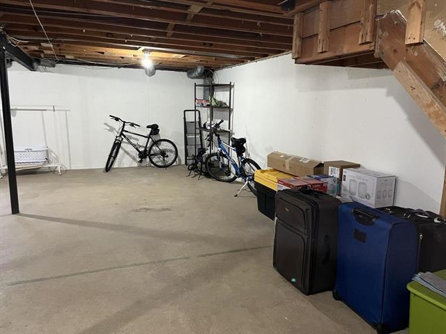 Builiding view ten for 29077 Tiffany W, Southfield, MI. 48034