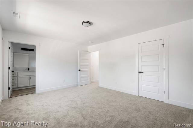 Builiding view seventeen for 1404 E George, Hazel Park, MI. 48030