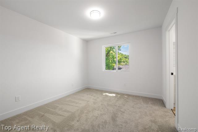 Builiding view twenty two for 1404 E George, Hazel Park, MI. 48030