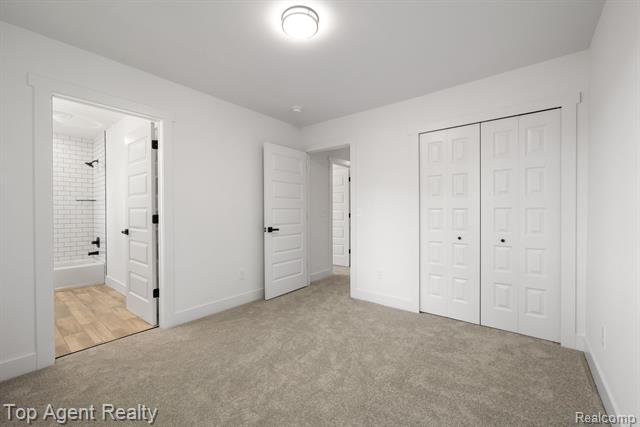 Builiding view twenty for 1404 E George, Hazel Park, MI. 48030