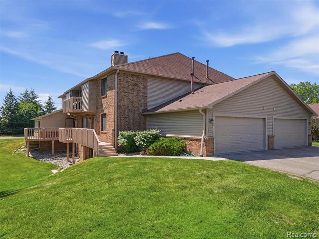 front view for 7058 Elmhurst, West Bloomfield, Mi. 48322